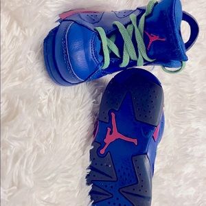 Jordan girl shoes size 8